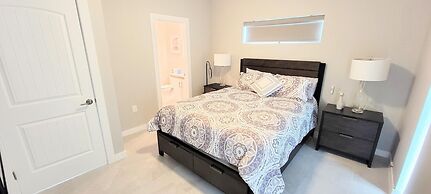 Bungalow Tarvana #2 3 Bedroom Home by RedAwning