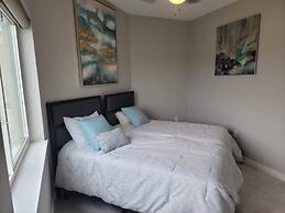 Bungalow Tarvana #2 3 Bedroom Home by RedAwning