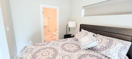 Bungalow Tarvana #2 3 Bedroom Home by RedAwning