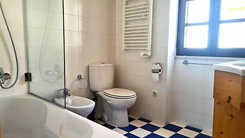 Albufeira Beach Cliffs House