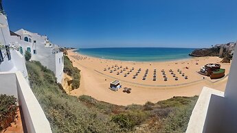 Albufeira Beach Cliffs House