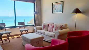 Albufeira Beach Cliffs House