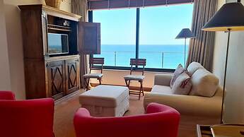 Albufeira Beach Cliffs House