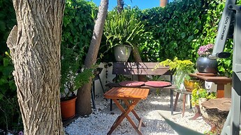 Albufeira Cozy Garden T2 Near the Beach