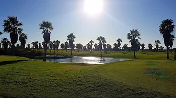 Beach Lovers Apartment 26