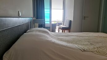 Beach Lovers Apartment 26