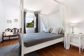 Farm on the Beach sea View 2 Steps From Lisbon