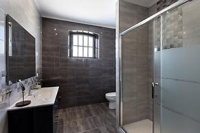 Farm on the Beach sea View 2 Steps From Lisbon