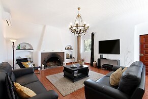 Farm on the Beach sea View 2 Steps From Lisbon