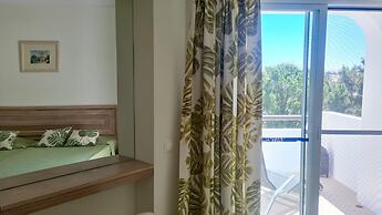 Green and Blue View Apartment Albufeira