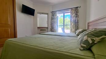 Green and Blue View Apartment Albufeira