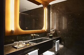 Thompson Madrid, by Hyatt