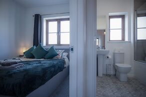 Johnnys Cove - 2 Bedroom - New Hedges