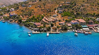 Almond Bungalow Hotel