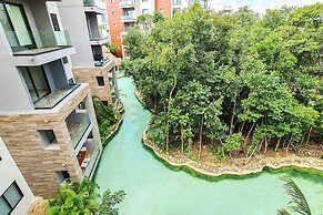 Private Garden Condo by Concierge4u