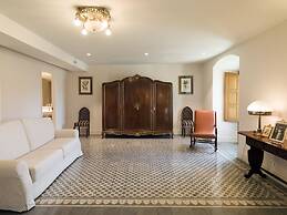 Hospedium Hotel La Lozana