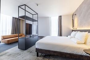 Novotel Liverpool Paddington Village