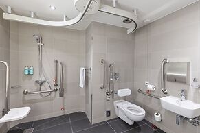 Novotel Liverpool Paddington Village