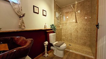 Wesley House Holiday Cottages