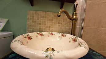 Wesley House Holiday Cottages