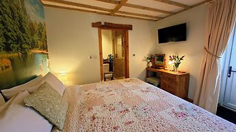 Wesley House Holiday Cottages