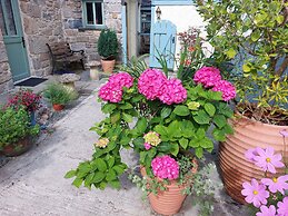 Wesley House Holiday Cottages