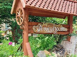 Wesley House Holiday Cottages
