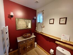 Wesley House Holiday Cottages