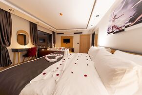 Şehrar Suit Hotel