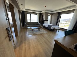 Şehrar Suit Hotel