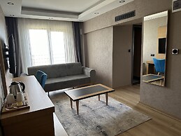 Şehrar Suit Hotel
