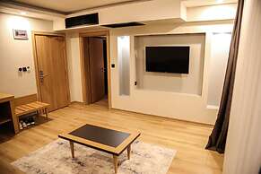 Şehrar Suit Hotel