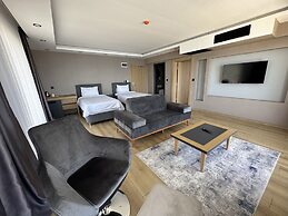 Şehrar Suit Hotel