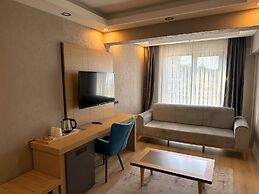 Şehrar Suit Hotel
