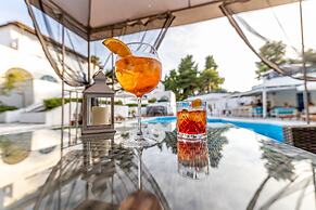 Theo Bungalows Kriopigi