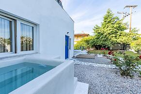 Theo Bungalows Kriopigi