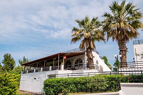 Theo Bungalows Kriopigi