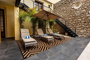 Kuxtal Hotel Boutique