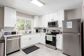 THE GAMER-4BR Home-Near Everything ATL