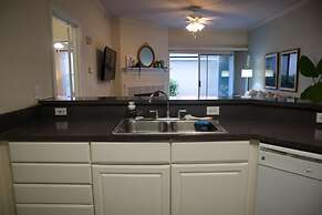Upgraded 2 bed apt Close to Beaches and Mayo Clinic