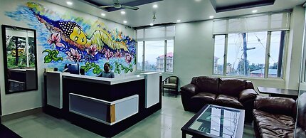 Manuni Inn - Riverside Hotel