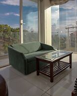 Manuni Inn - Riverside Hotel