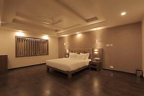 Pride Biznotel Gir Sasan