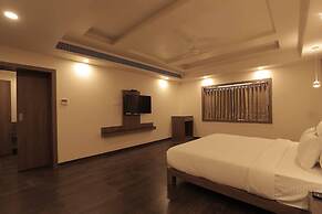 Pride Biznotel Gir Sasan