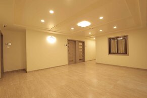 Pride Biznotel Gir Sasan