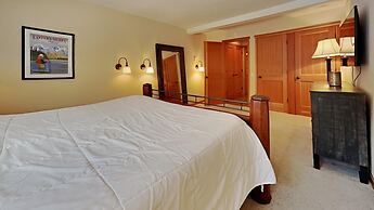 Boutique Complex Steps Away from Mammoth! Hike, Mountain Bike, Free Wi