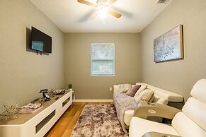 Cute Cozy Bungalow Down Town Jacuzzi