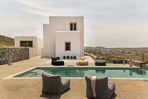Cloud Nine Ftelia Villa Mykonos