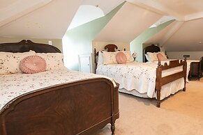 Adams League Historic Inn