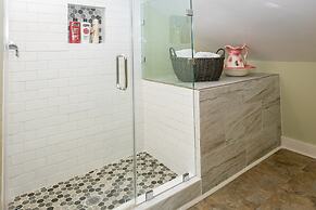 Adams League Historic Inn